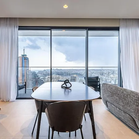 Mercury Tower 14th Level View Appartement *