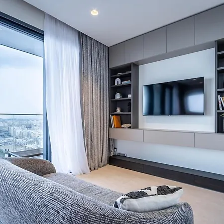 Mercury Tower 14th Level View Apartment *